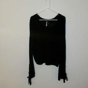 Black knit chunky sweater loose flowy arms with ties